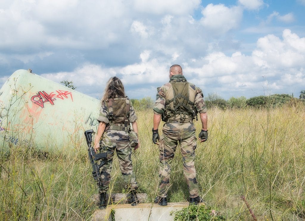 Pantalon militaire femme : tout savoir