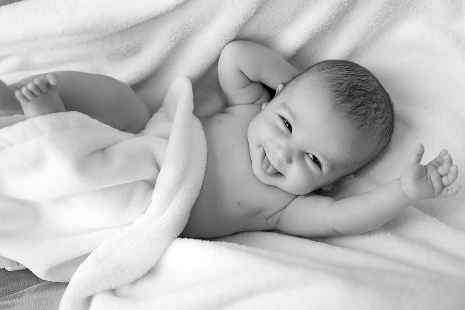 Courbe de poids : une mesure de croissance pour votre bébé