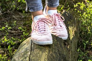 Désodorisant chaussure : comment assainir et désodoriser vos souliers ?
