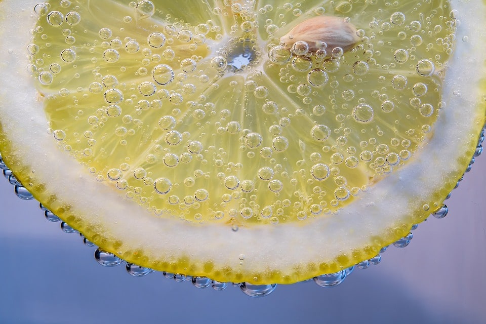 Eau détox citron : les bienfaits d’une boisson healthy
