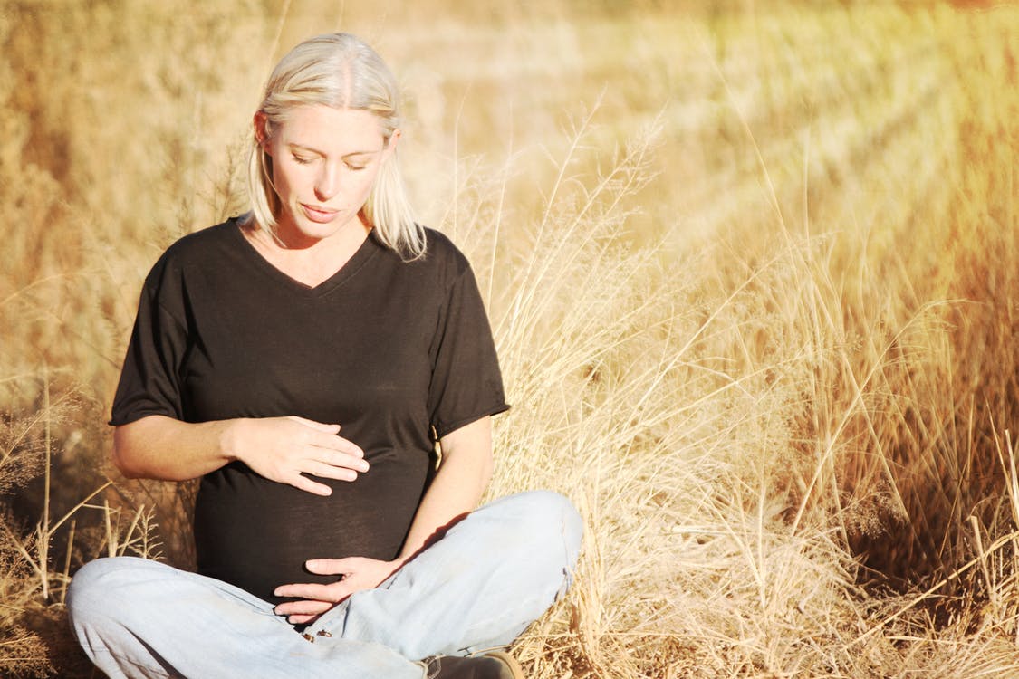 Soleil et grossesse : que faut-il savoir ?
