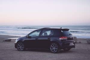 Pourquoi prendre une assurance auto tiers plus ?