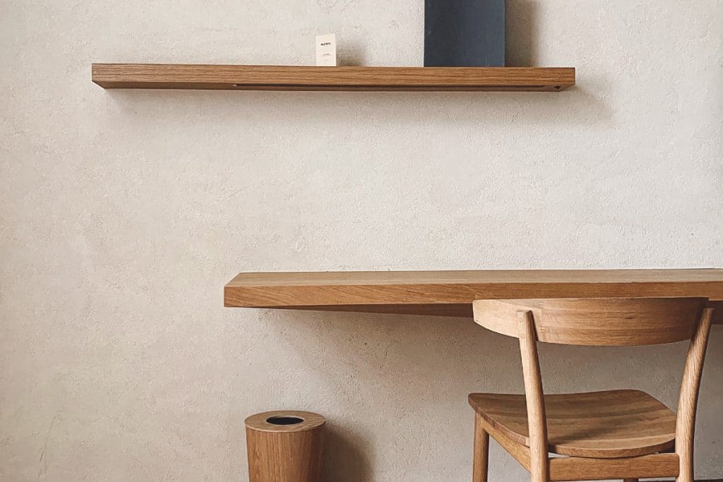 Se débarrasser des moucherons au plafond nos astuces