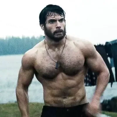henry cavill taille