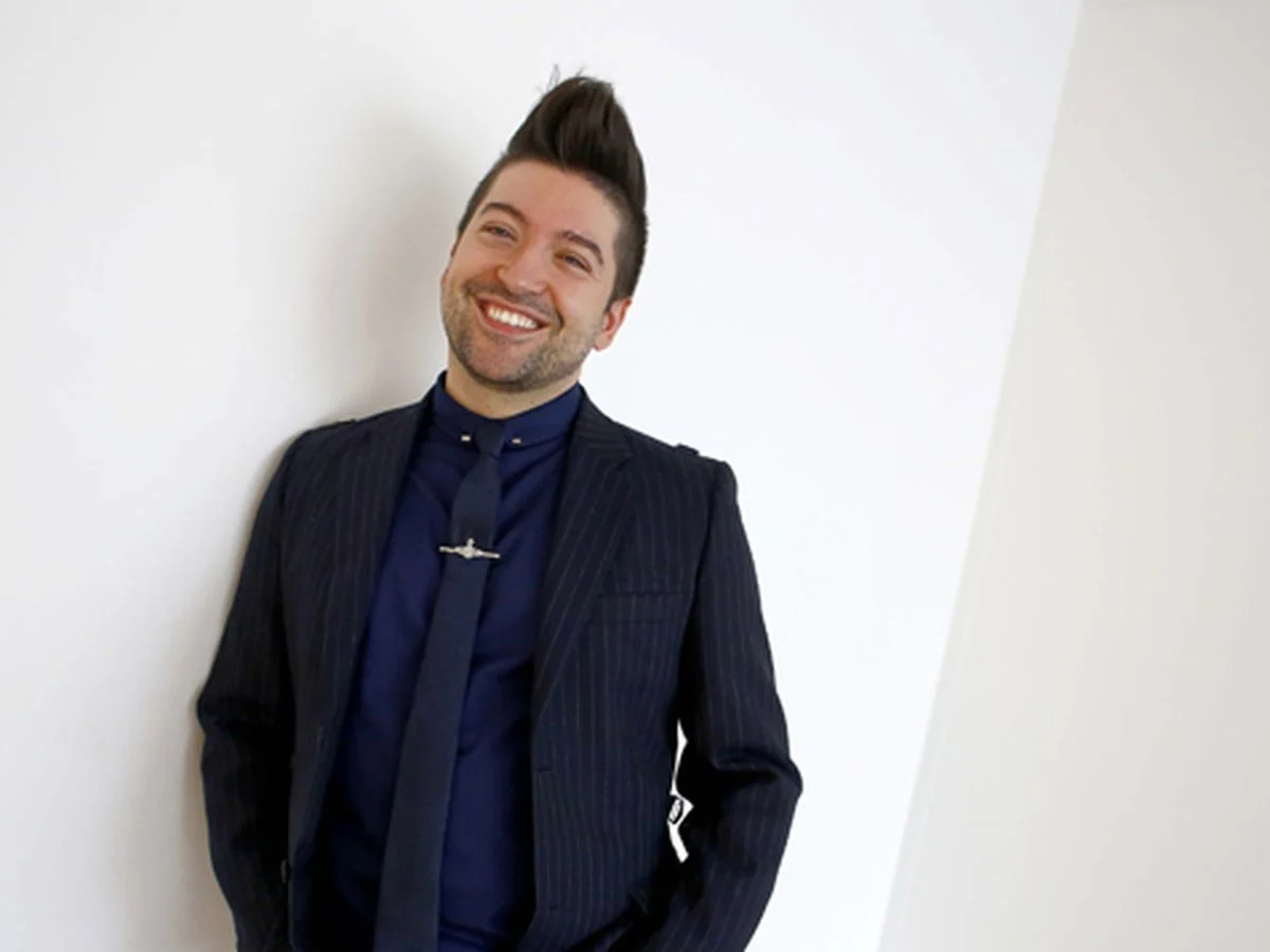 La taille de Chris Marques et les écarts selon les sources
